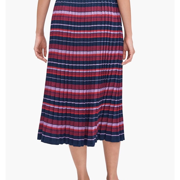 Kate Spade striped pleated skirt size Medium blue midi metallic
Banded waist - Picture 2 of 5